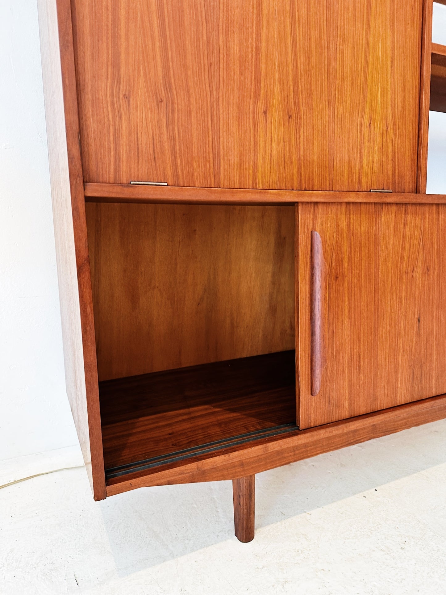 60s Vintage Mid-Century Danish Style Teak Cocktail Sideboard / Room Divider