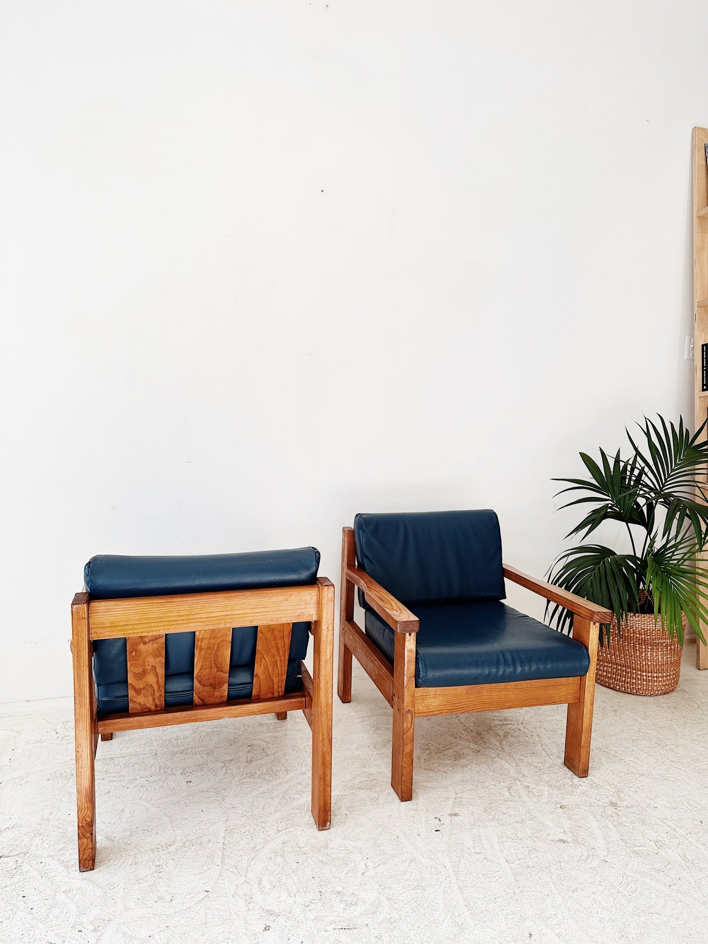 70s Vintage Mid Century Pine Armchairs / Set of 2