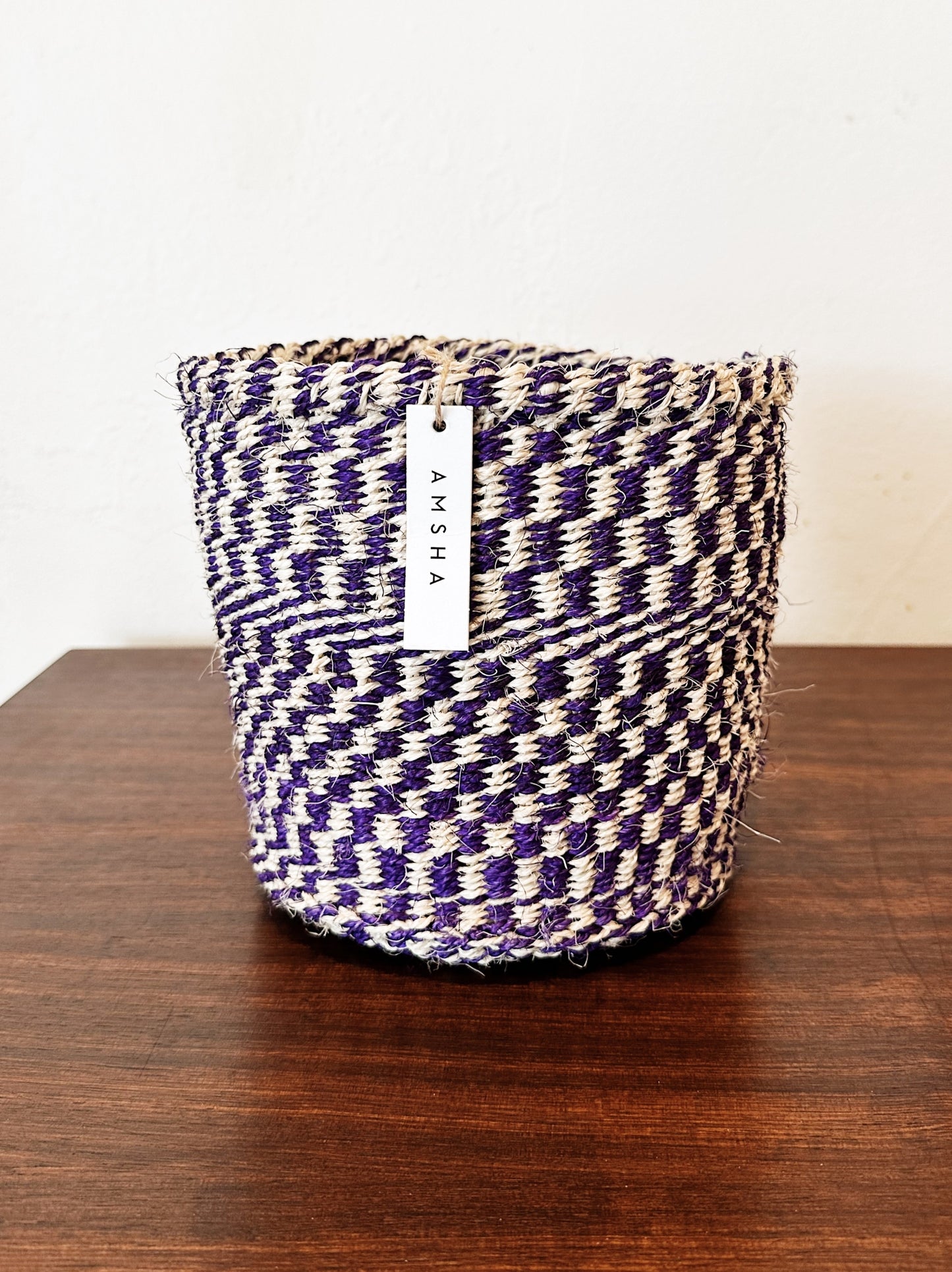 Amsha Kenyan Bookshelf Storage Plant Basket / Colour