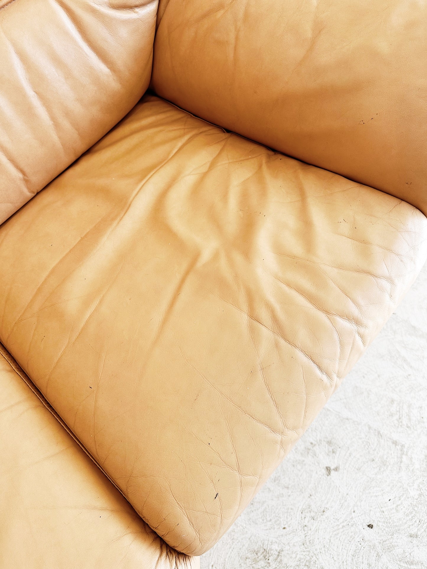 80s Vintage Postmodern Nicoletti Salotti Style Leather Sofa