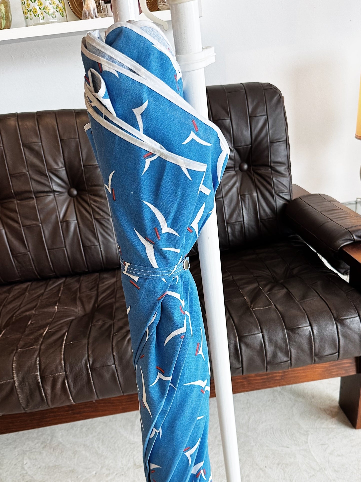 80s Vintage Seagull Umbrella