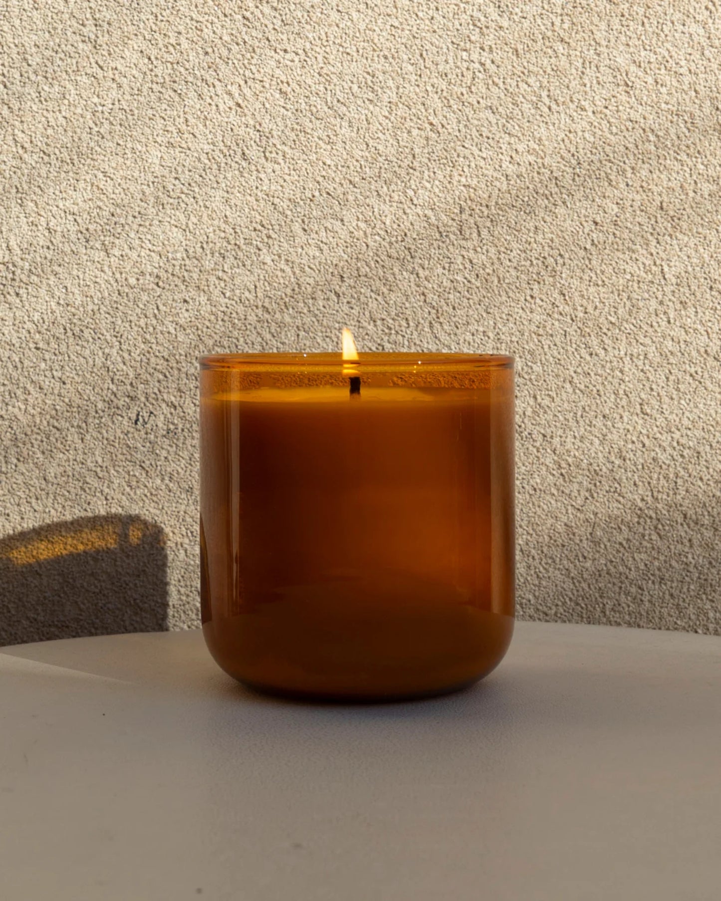 Dossé Amberwood Soy Wax Scented Candle