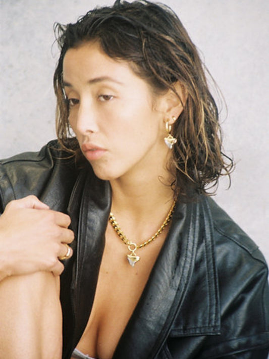Margaux Lee / The Deep Hoops