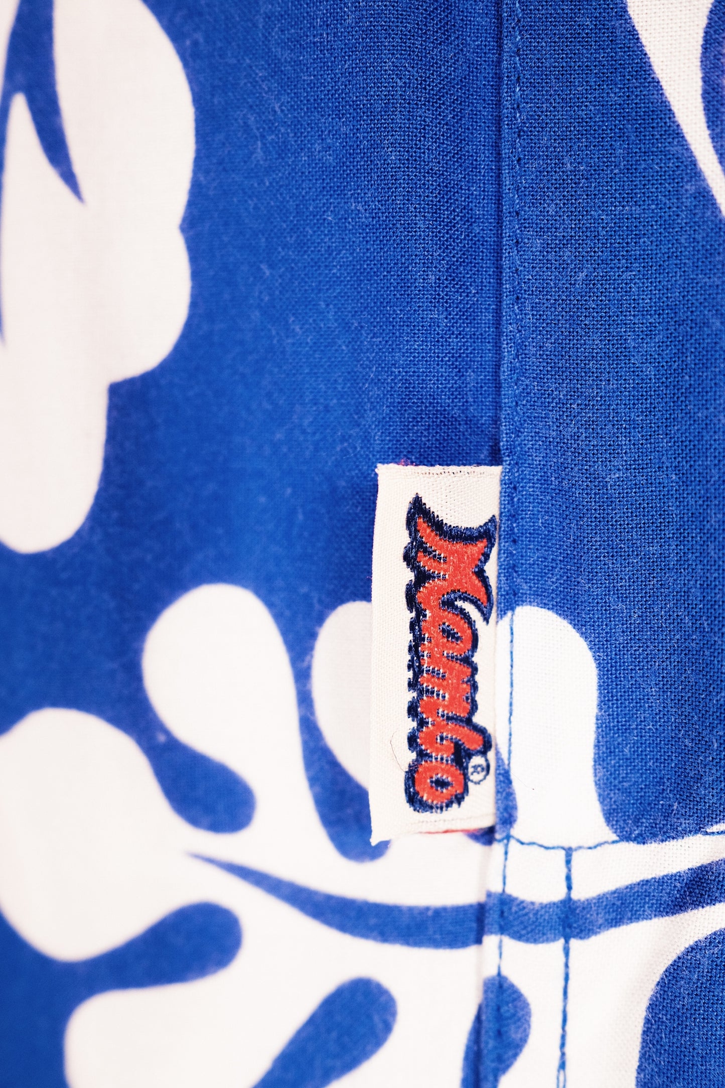 Reg Mombassa "100% Mambo" Vintage Loud Shirt 77