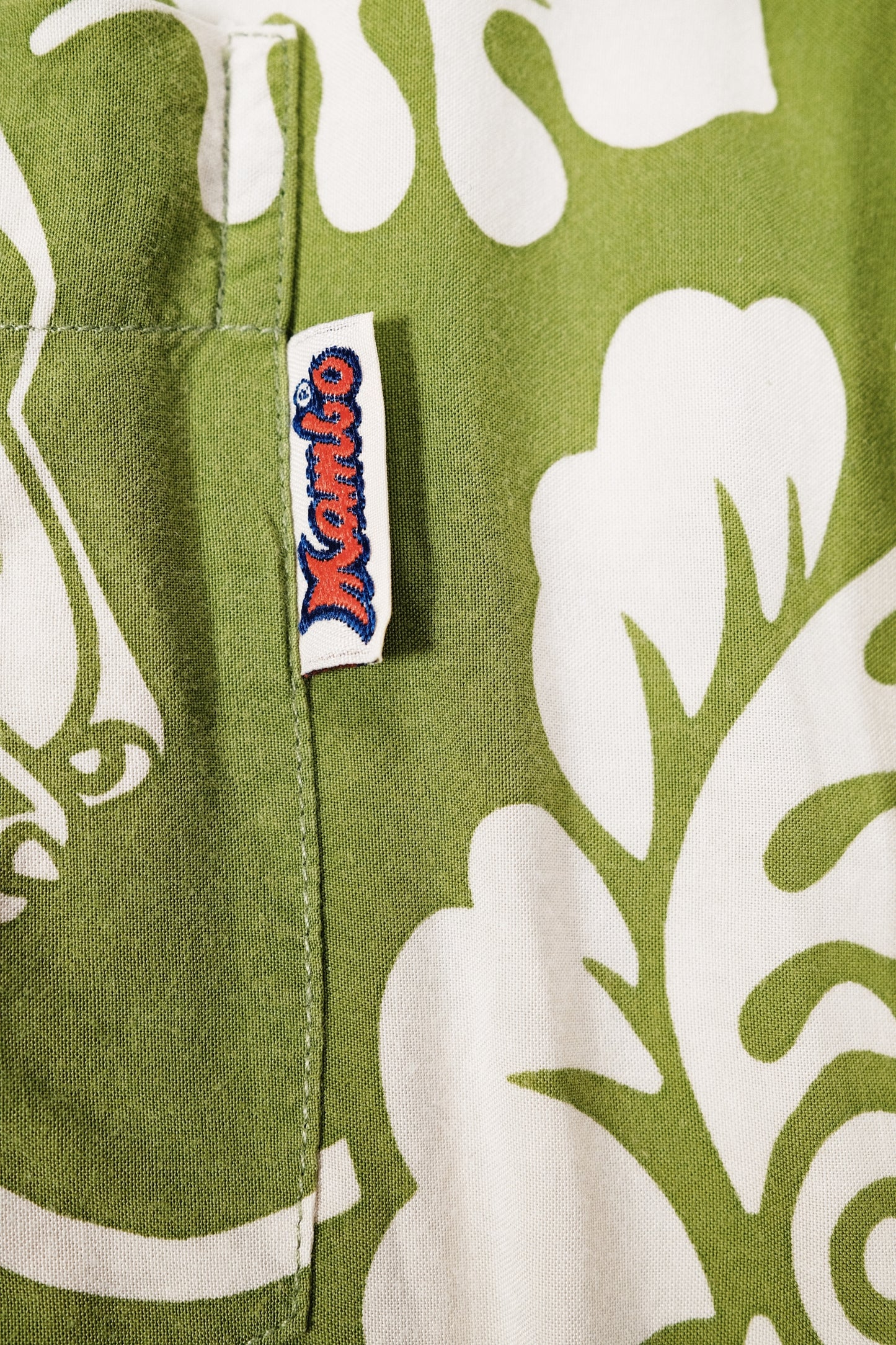 Reg Mombassa "100% Mambo" Vintage Mambo Loud Shirt 55
