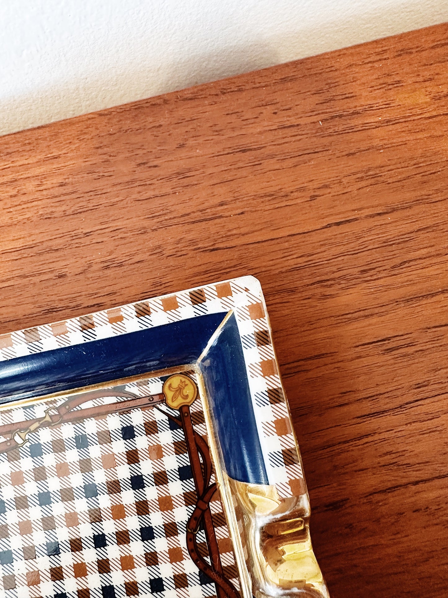 Vintage Aquascutum London Ashtray
