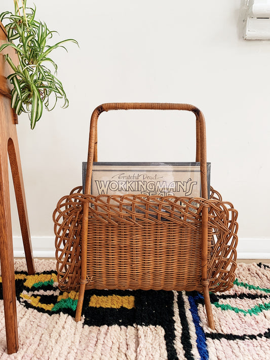 Cane Folded Magazine/LP Rack