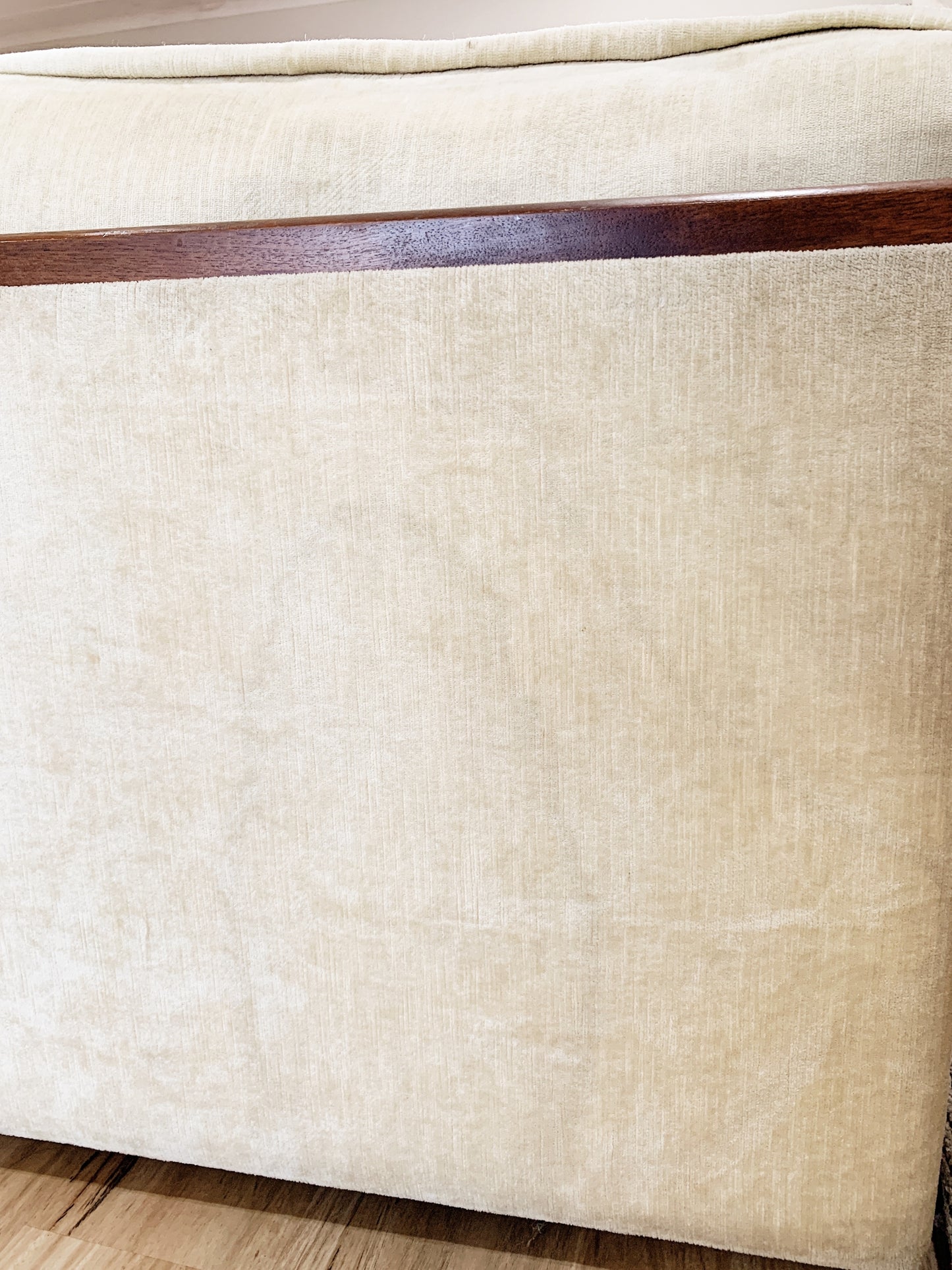 Chiswell Chiffon Cream Modular Sofa