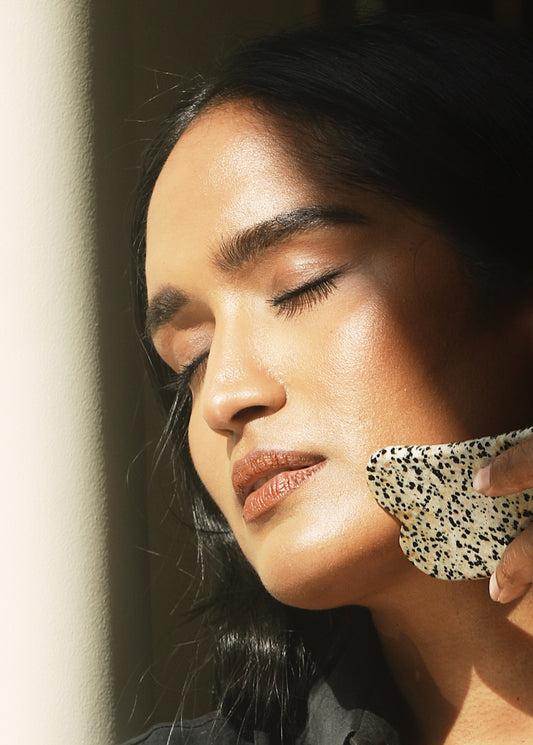 Gracious Minds Dalmation Quartz Gua Sha