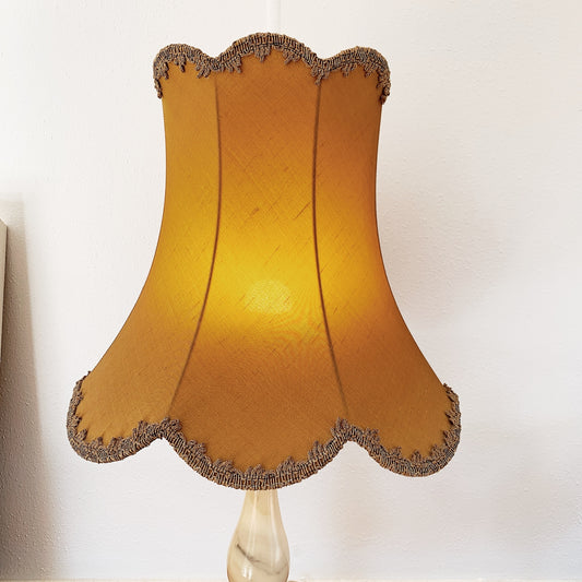 Marble Lamp with Embellished Pagoda Shade / Ginger