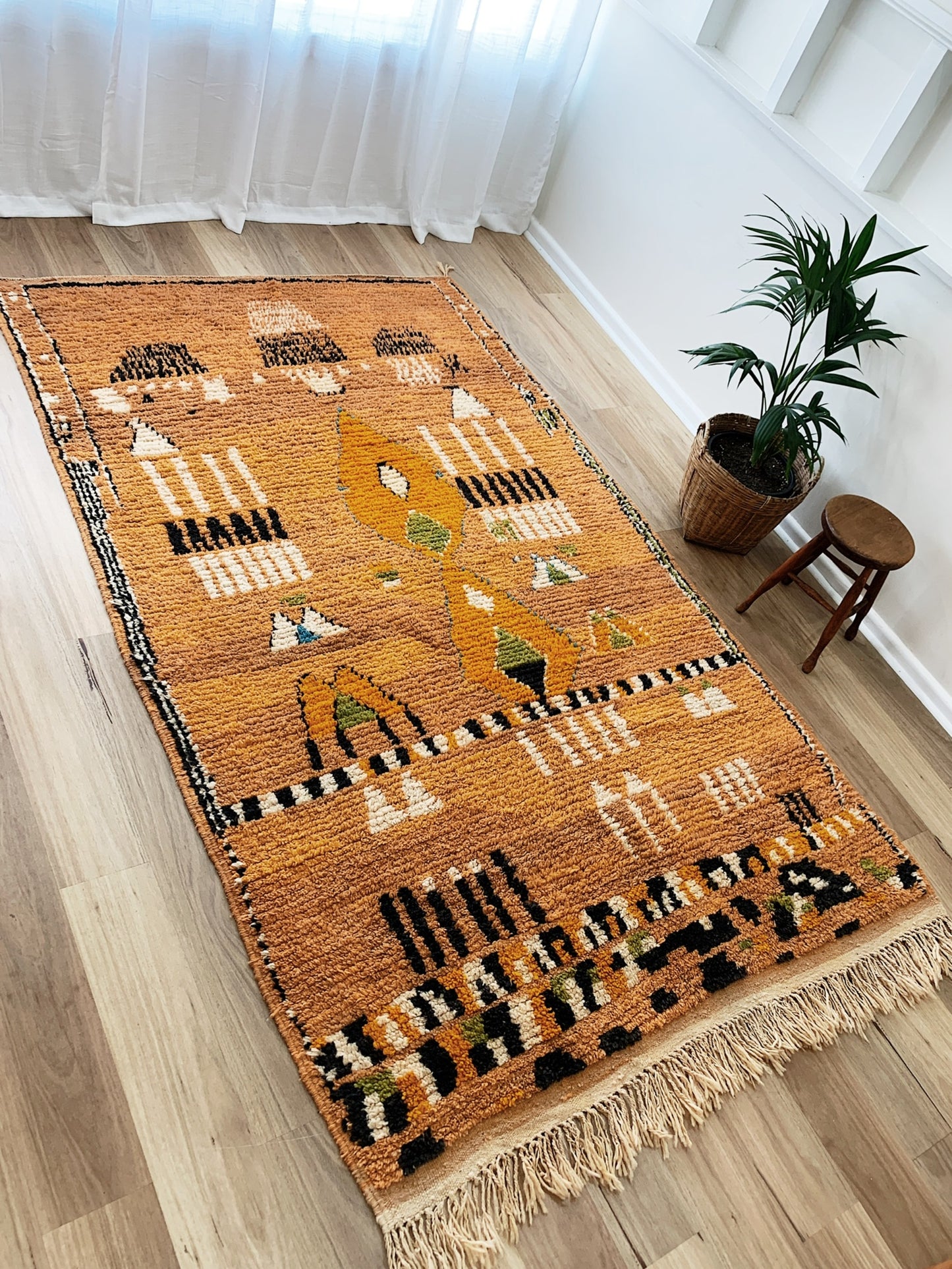 Handmade Boujaad Moroccan Rug / Burnt Orange