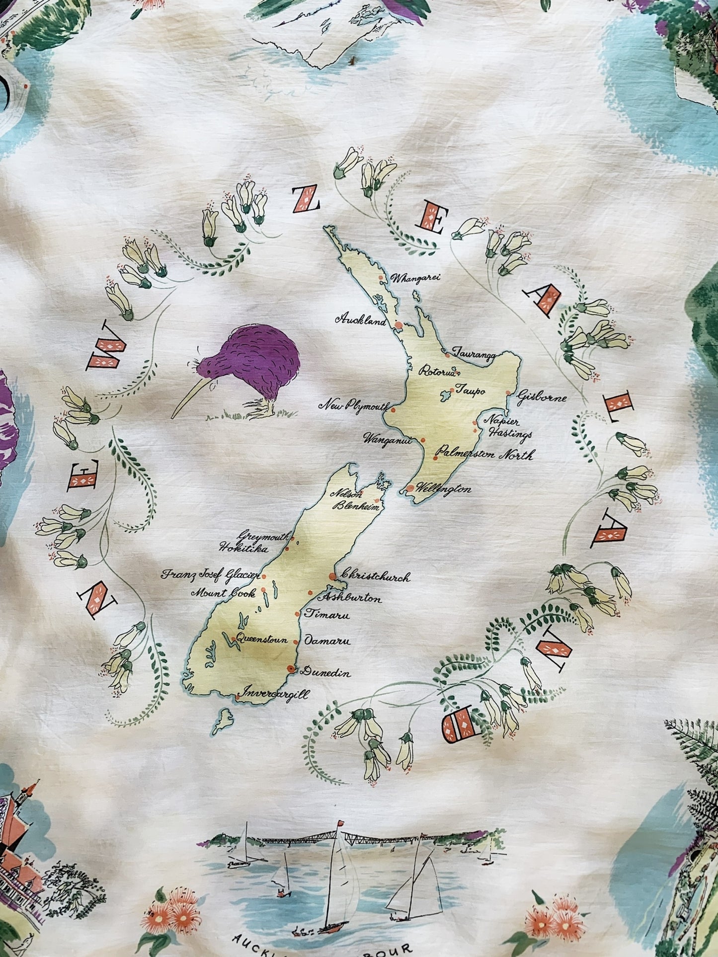 Vintage New Zealand Souvenir Scarf