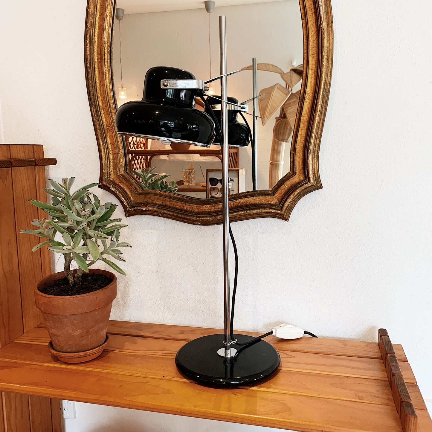 S & G Lumen Co Desk Lamp