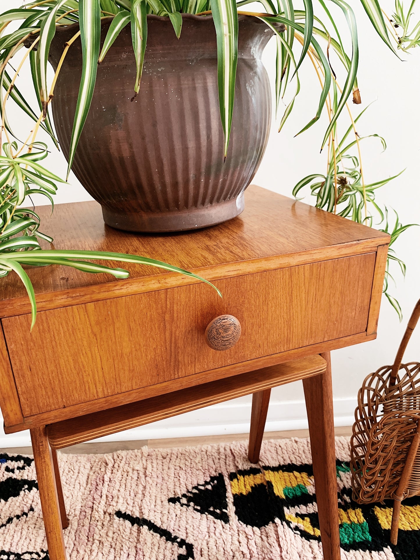 Scandi-style Mid Century Modern Side Table