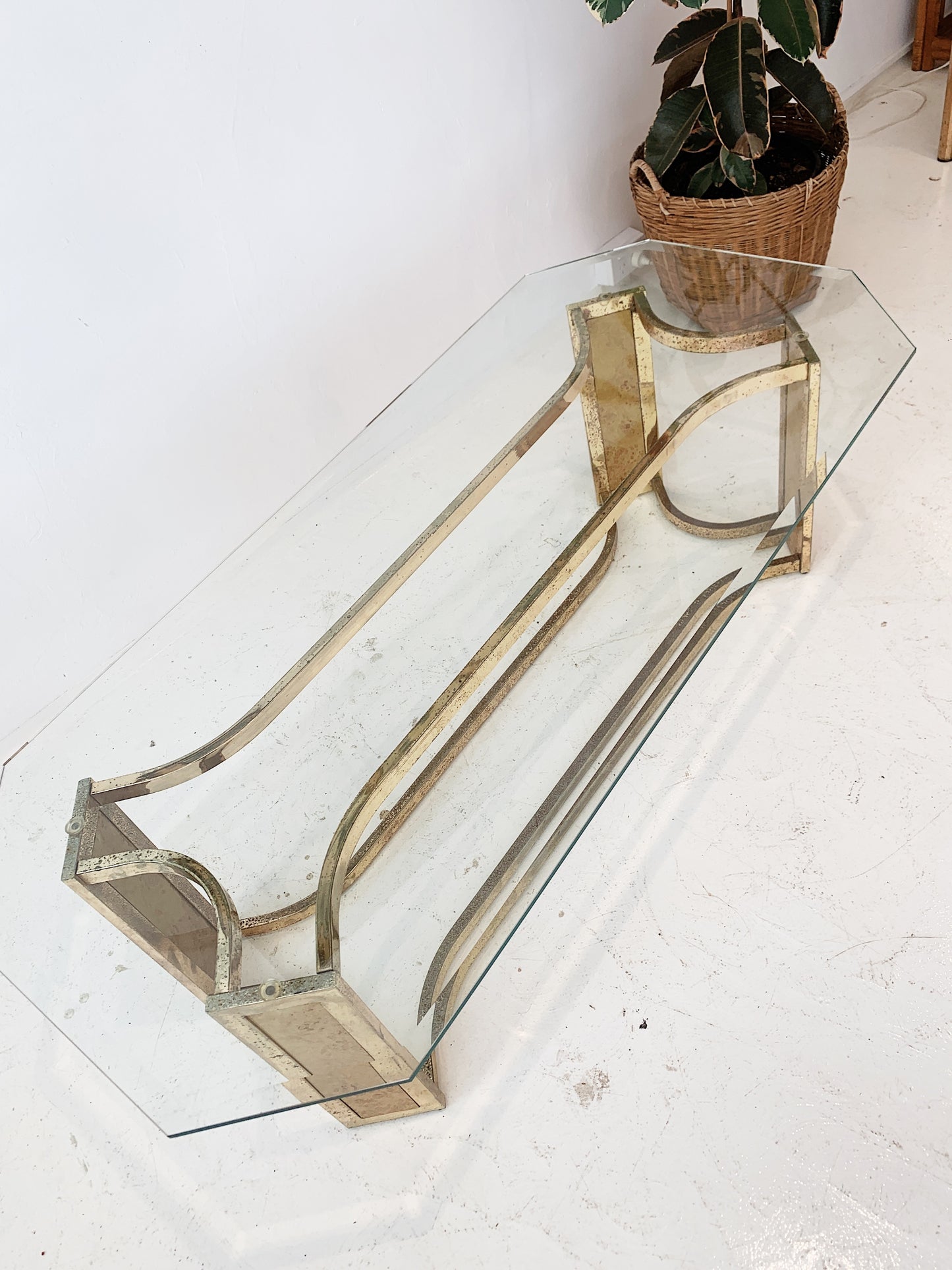 Vintage Hollywood Regency Gilt Emblem Coffee Table