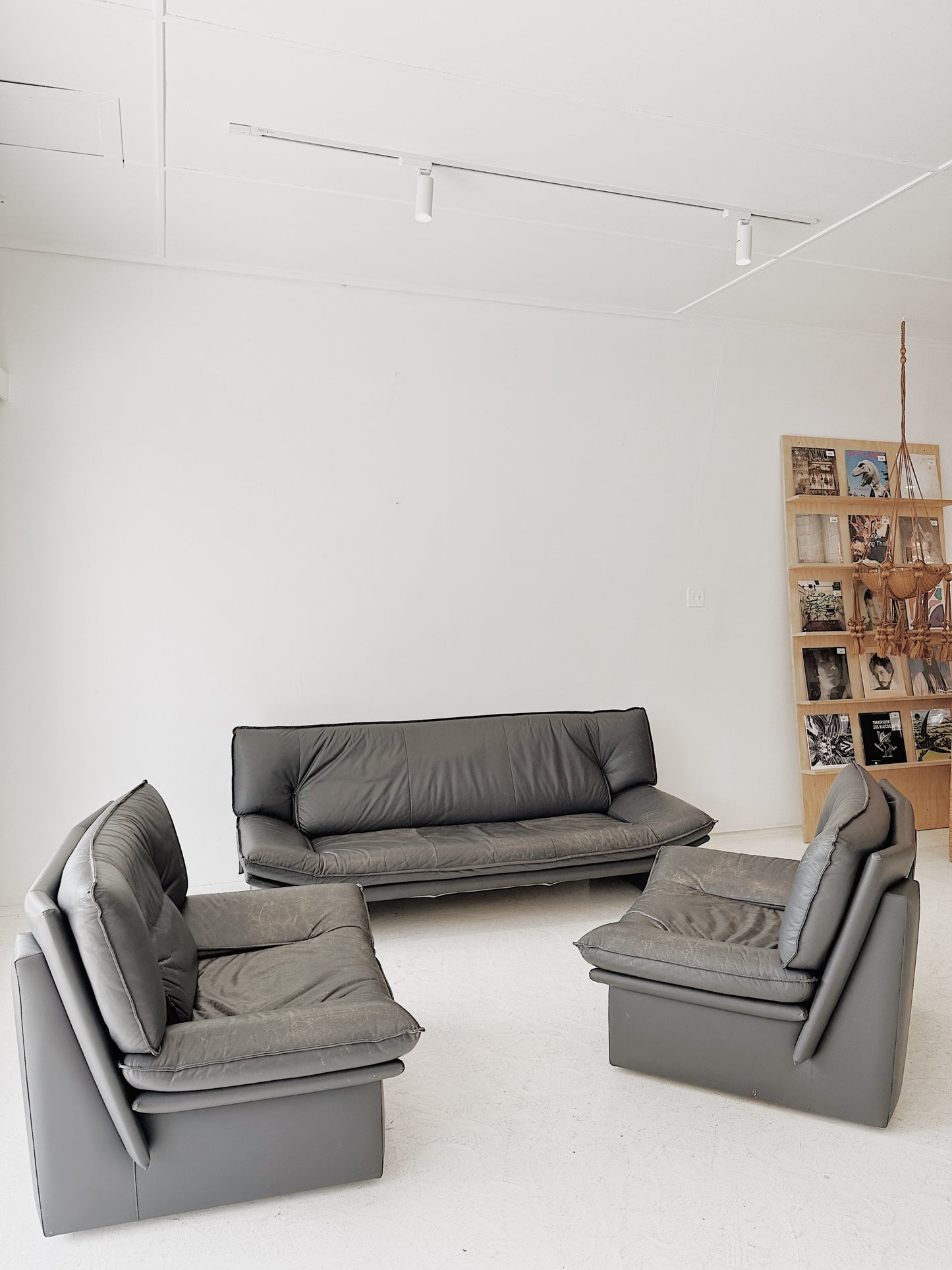 Nicoletti Salotti Postmodern Italian Leather Sofa Set