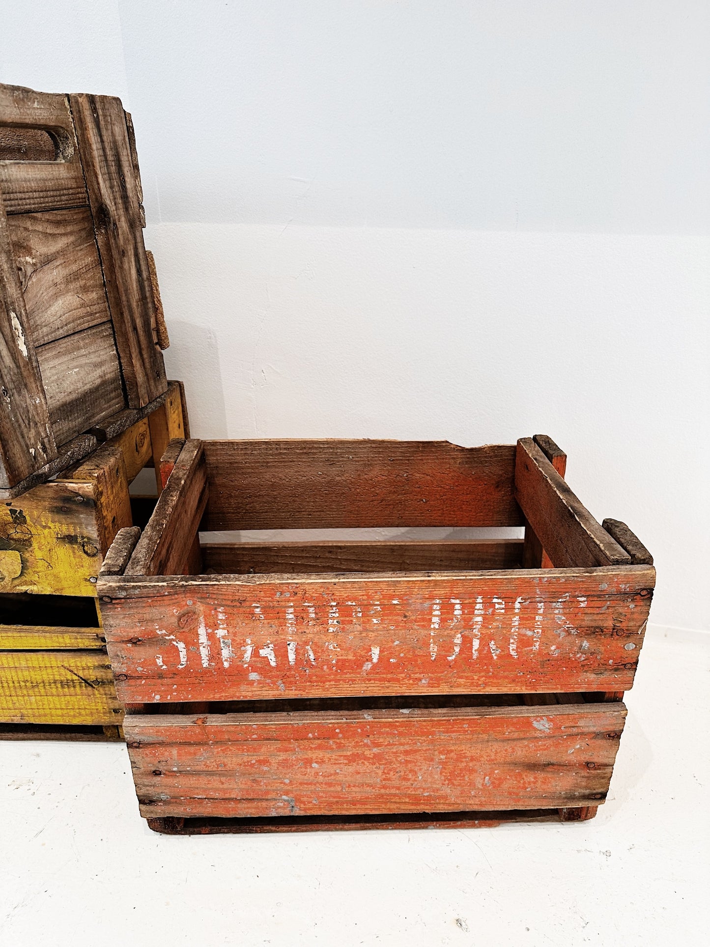Vintage Soda Crate / 1 available
