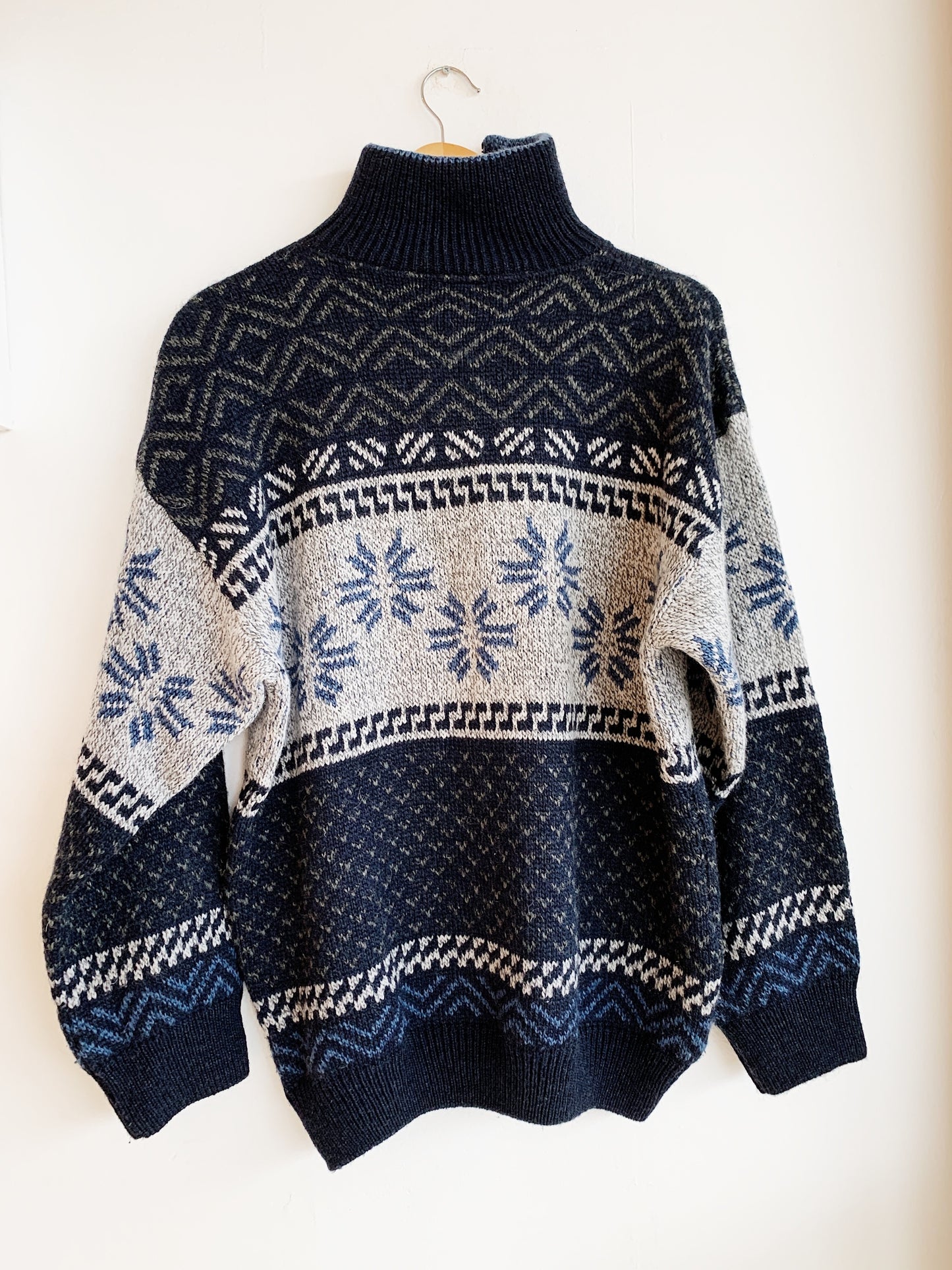 Vintage Wool Blend World Knit
