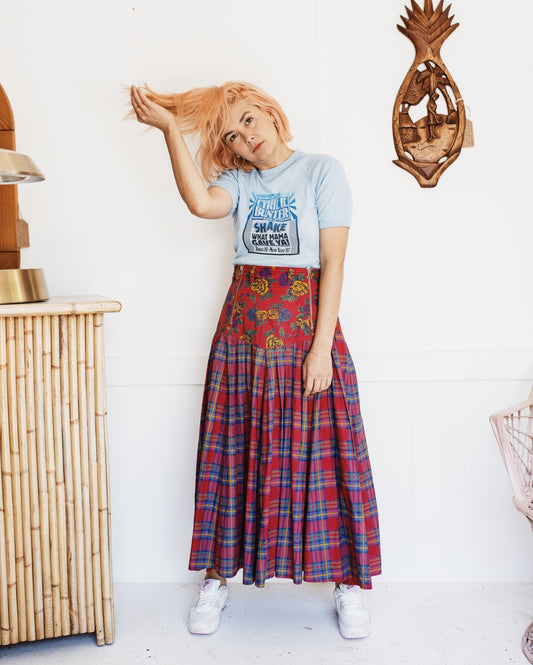 Vintage "Shake What Mama Gave Ya!" Print Raglan Tee