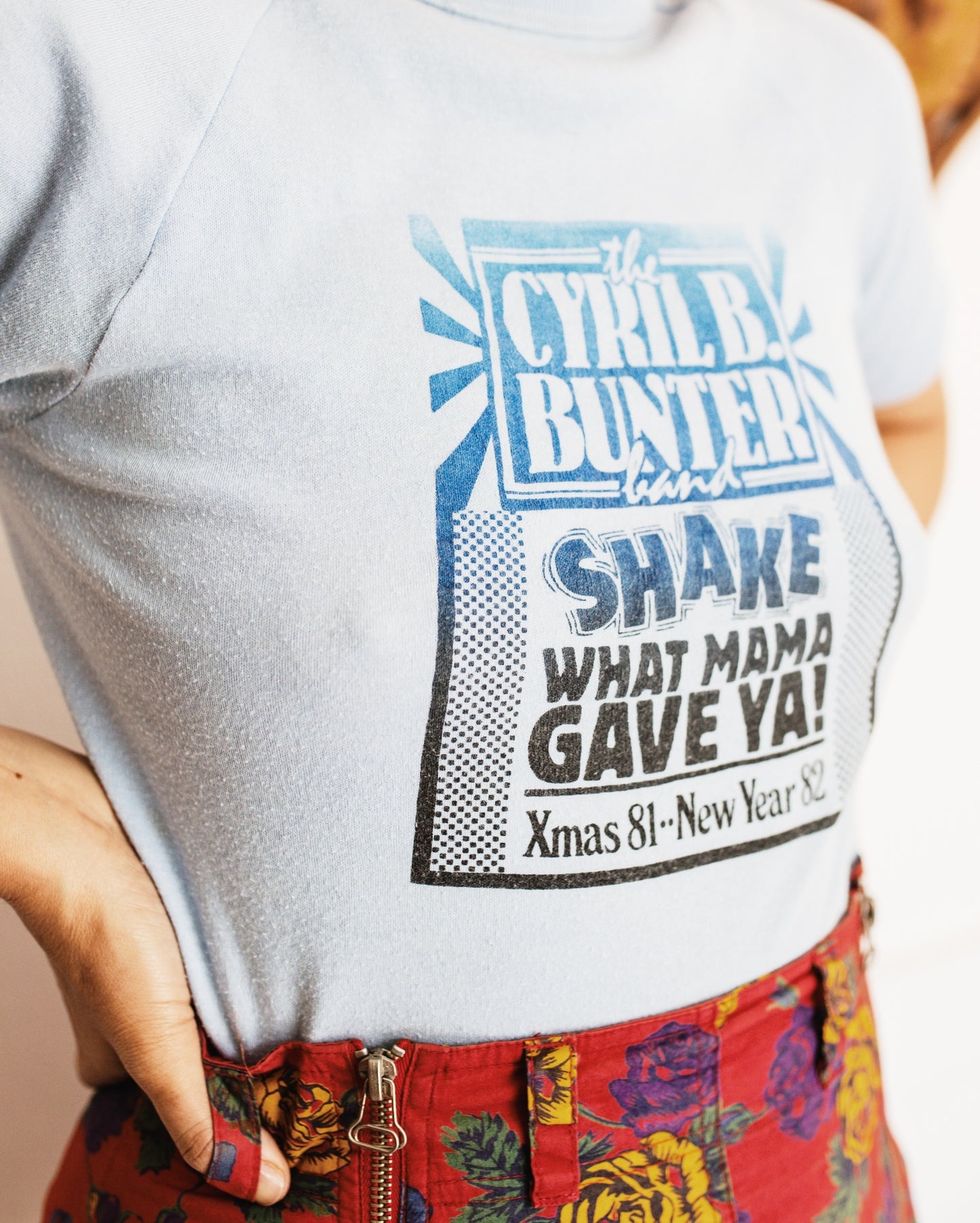Vintage "Shake What Mama Gave Ya!" Print Raglan Tee