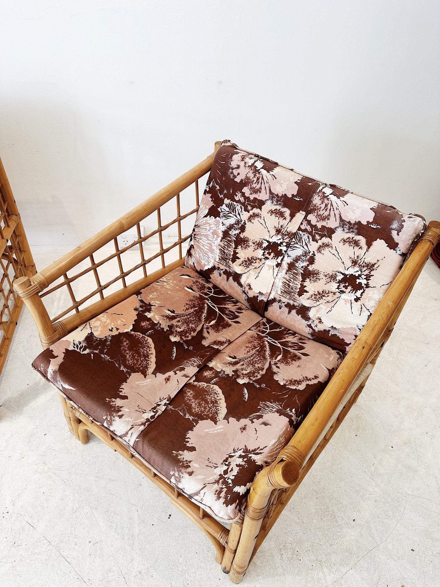 70s Vintage Floral Boxed Rattan Sofa & Armchair Set (1 x Two Seater + 1 x Armchair)