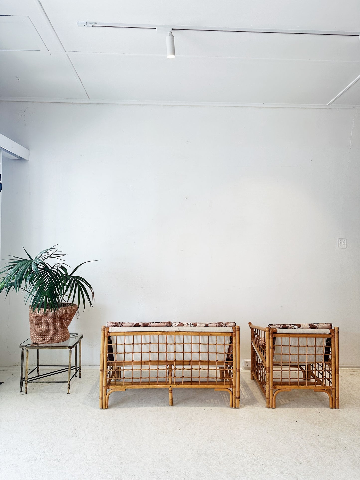 70s Vintage Floral Boxed Rattan Sofa & Armchair Set (1 x Two Seater + 1 x Armchair)