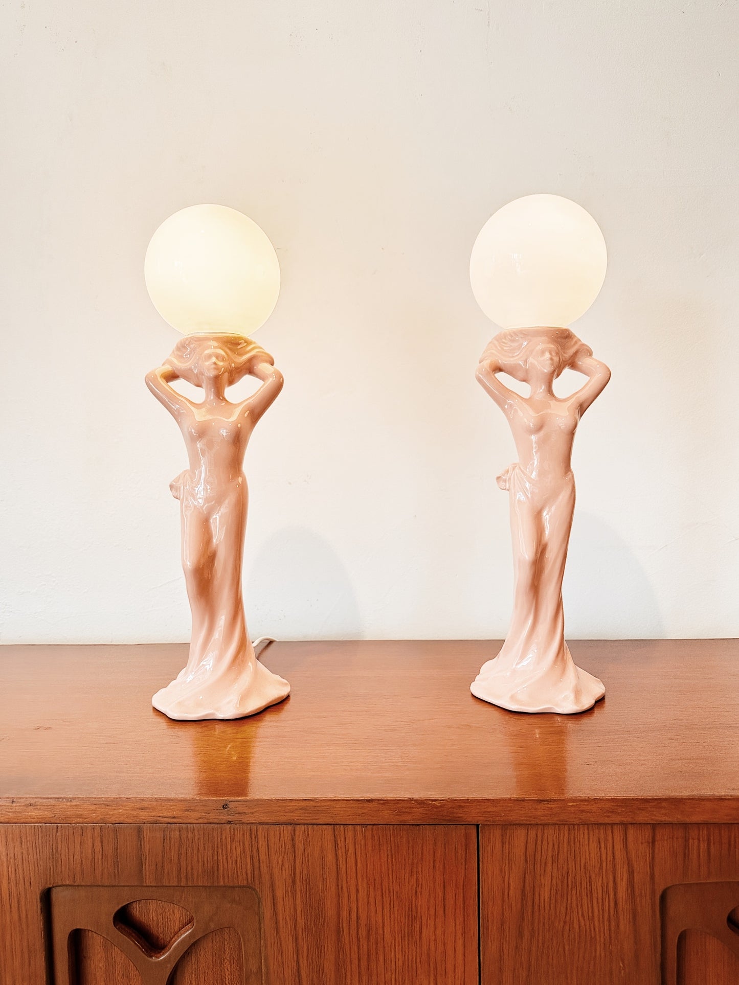 80s Vintage Deco Venus in Gemini Ceramic Lamp / 2 AVAILABLE