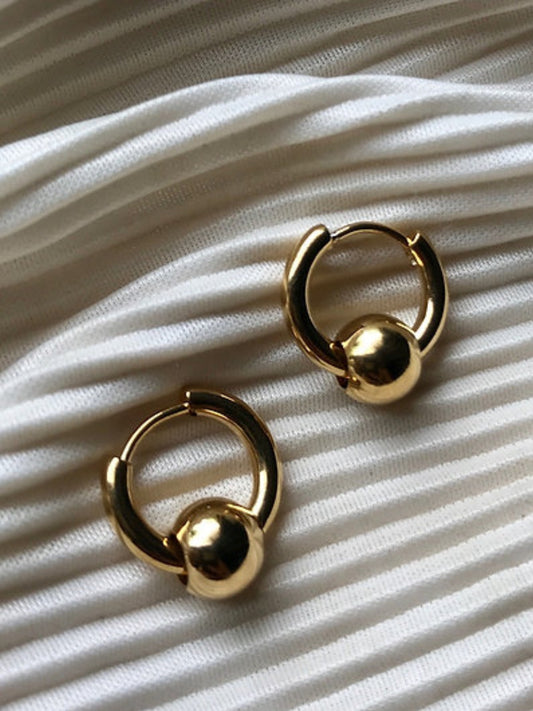 Margaux Lee / Courtney Hoops
