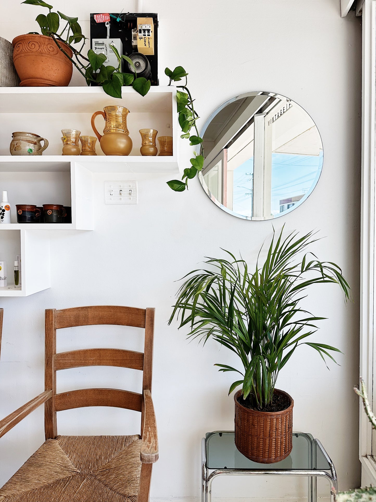 90s Vintage Round Beveled Edge Mirror