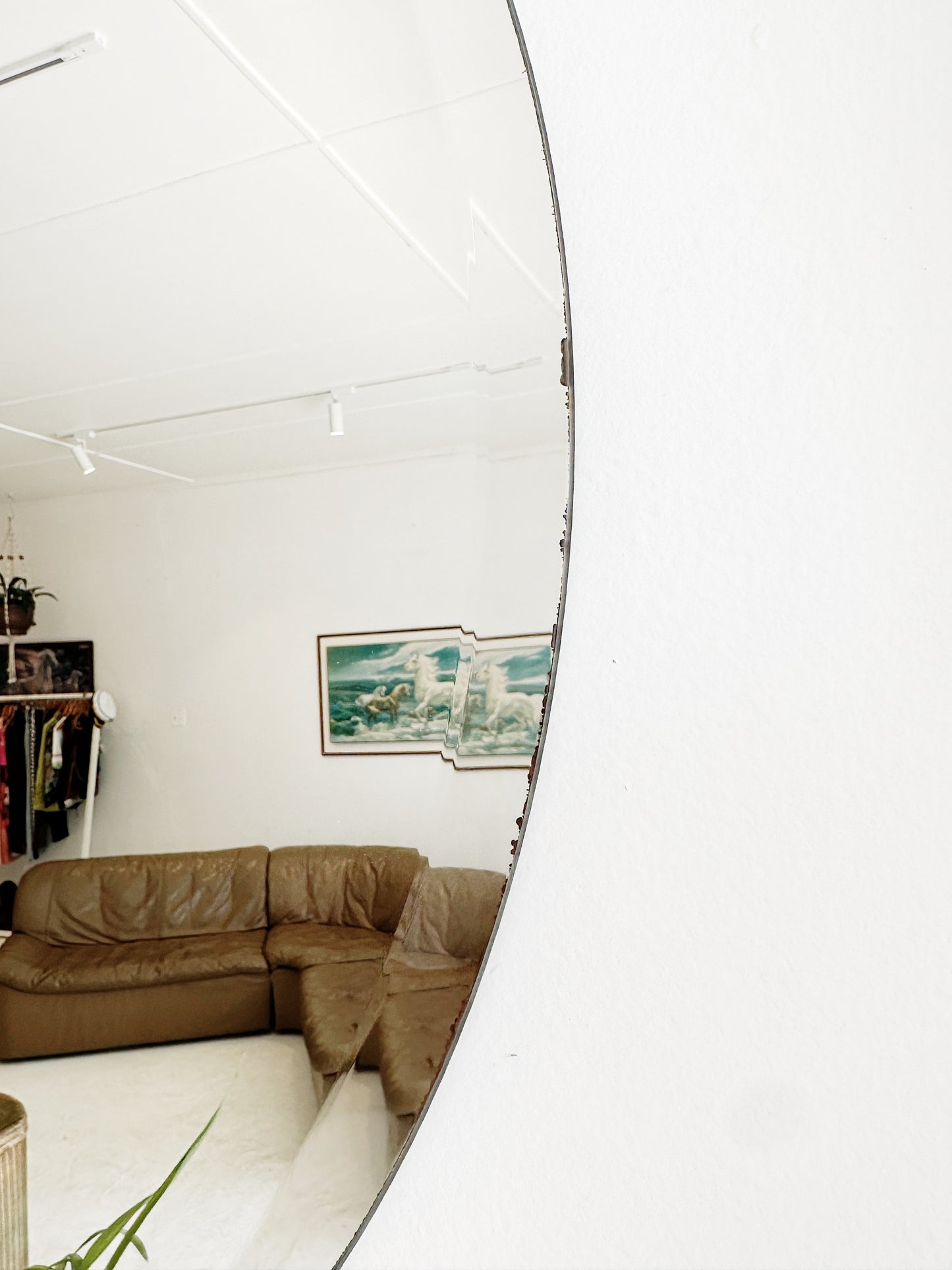 90s Vintage Round Beveled Edge Mirror