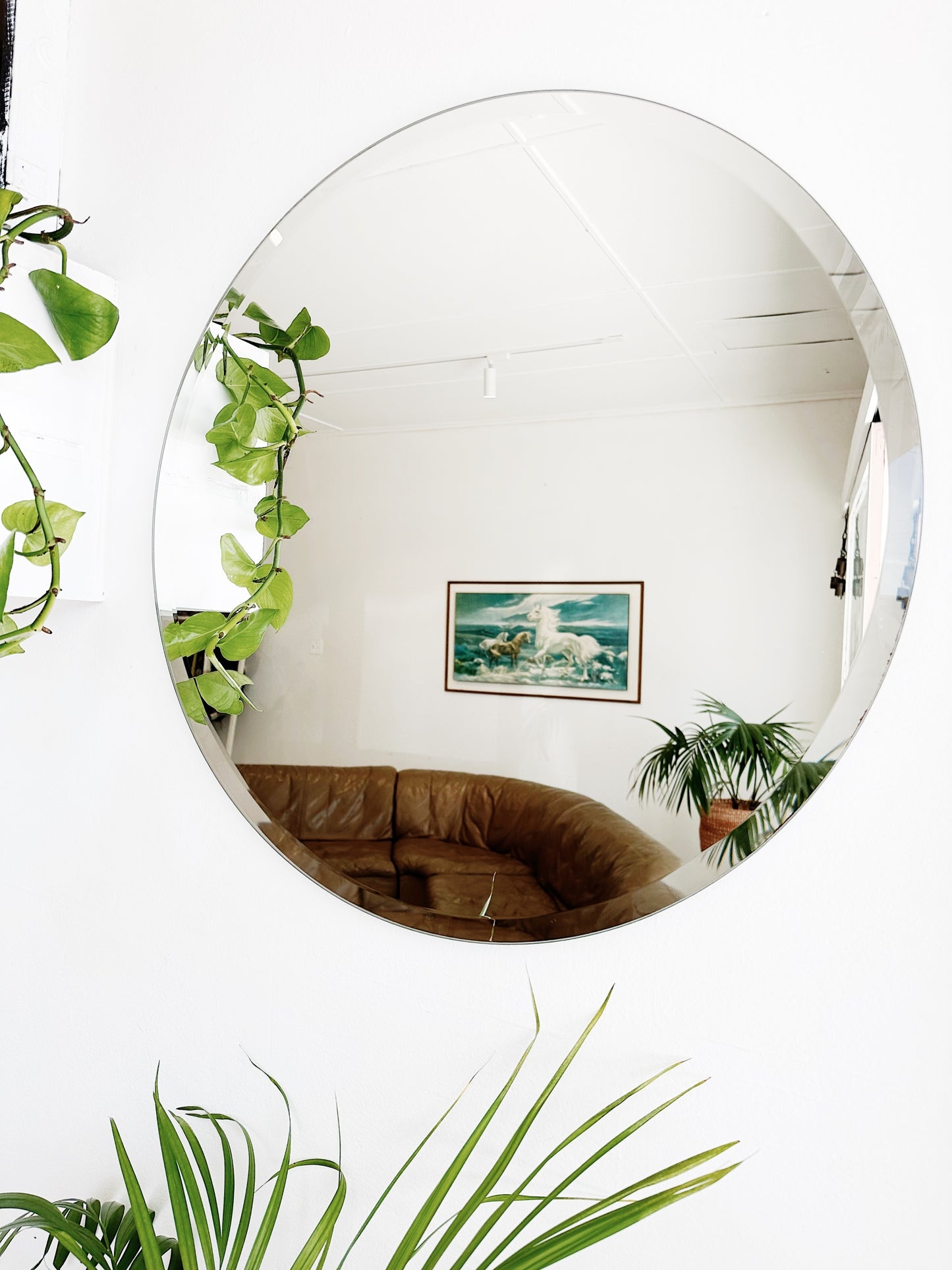 90s Vintage Round Beveled Edge Mirror