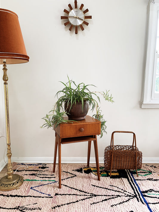 Scandi-style Mid Century Modern Side Table