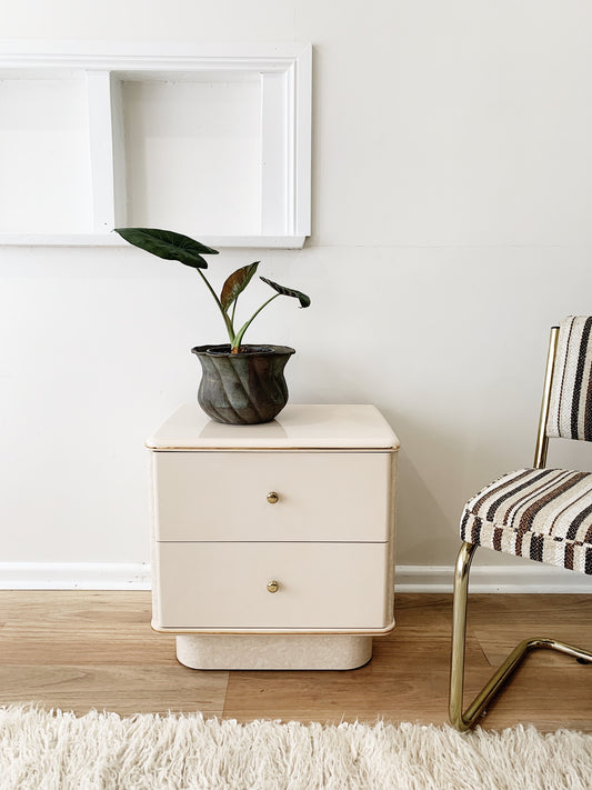 Deco Star Shell Pink Bedside Drawers