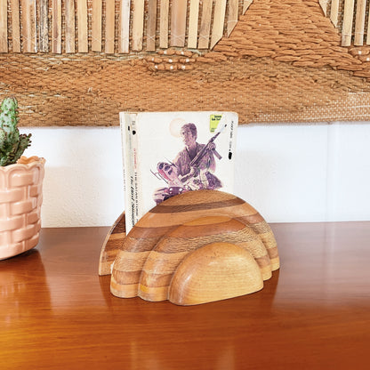 "Sovereign New Zealand Timbers” Souvenir Bookends