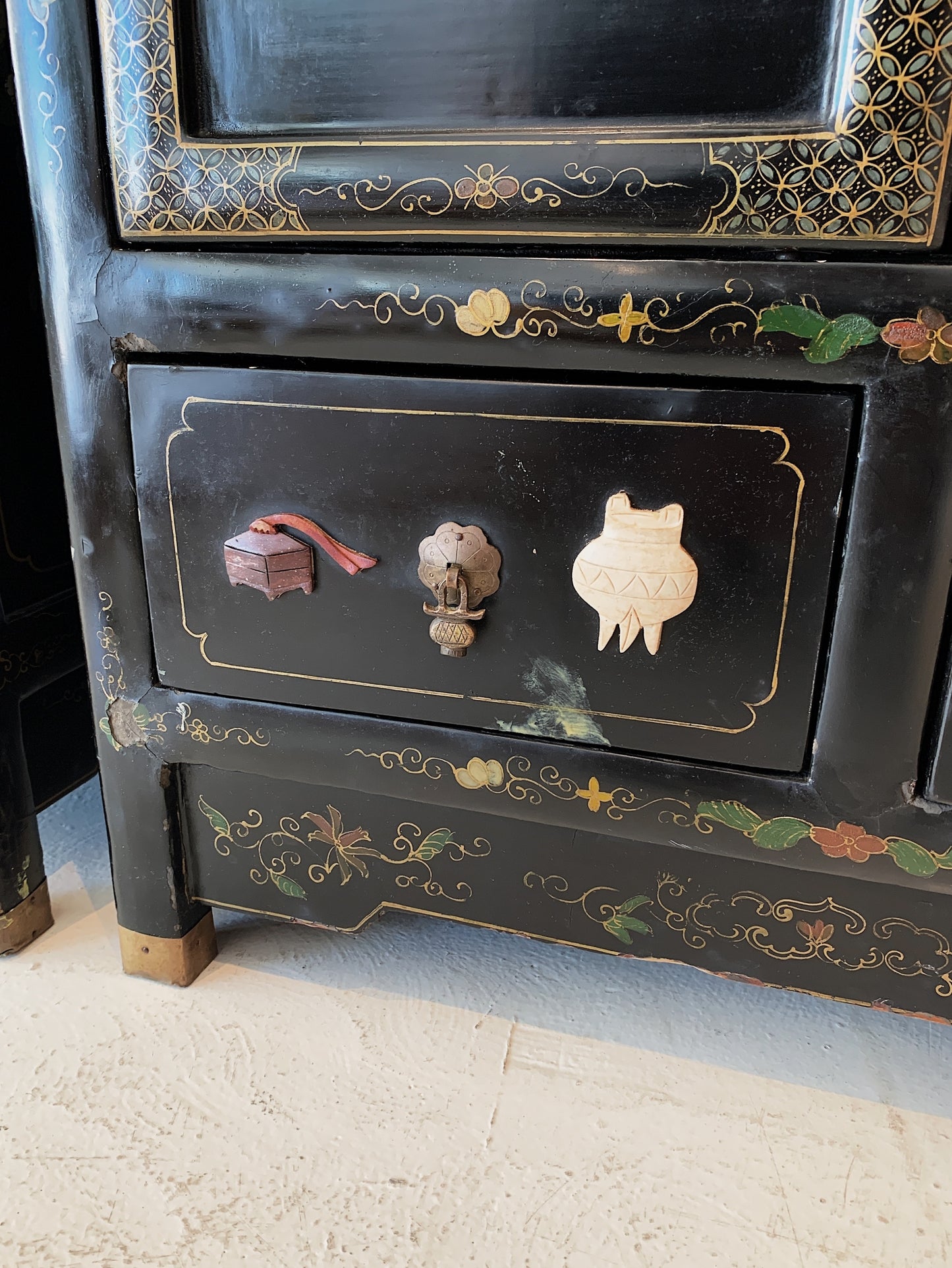 Vintage Chinoiserie Black Lacquered Cabinet (2 available)