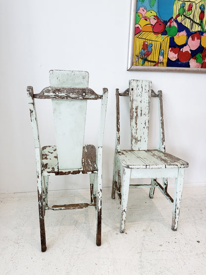 Vintage Farmhouse Mint Chair / 1 available
