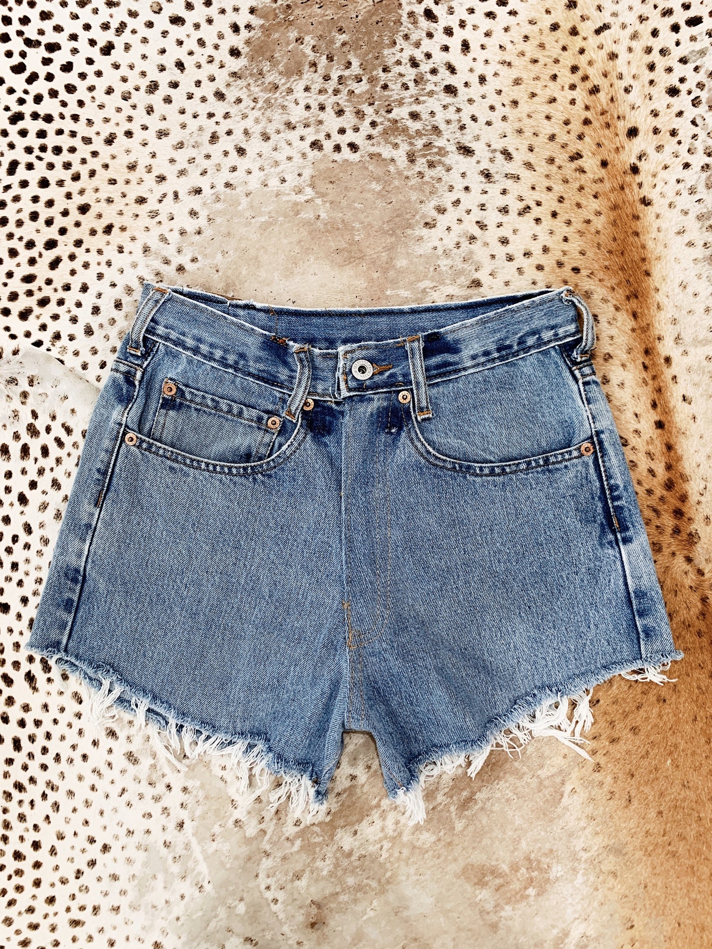 Vintage Levi's High W Re-cut Denim Shorts / Size 27